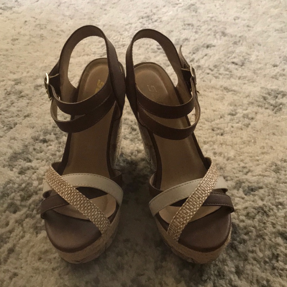 Wedges great condition!!